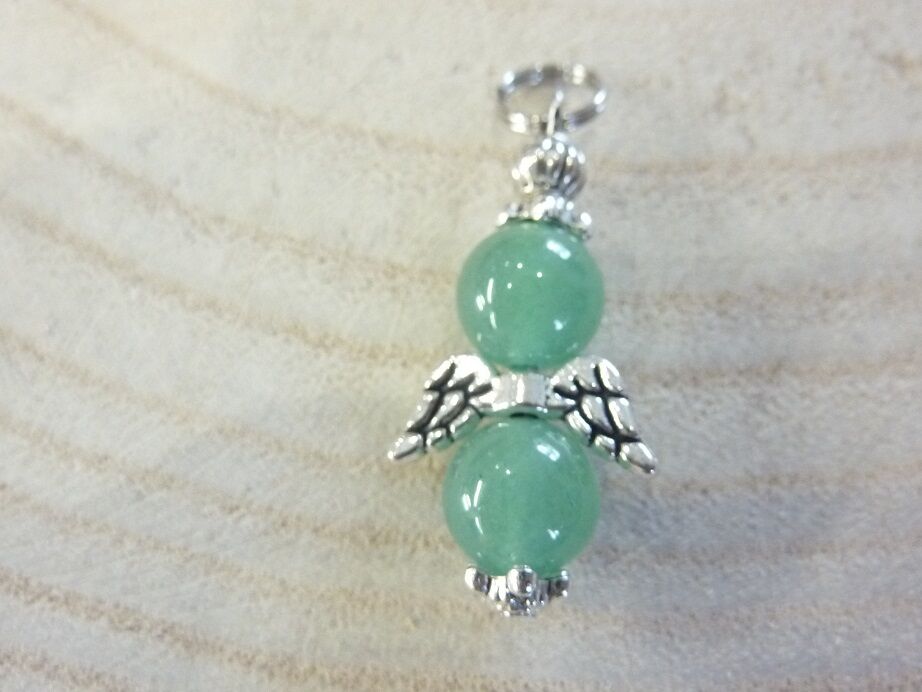 PENDENTIF AVENTURINE VERTE ANGE PERLES 8 MM
