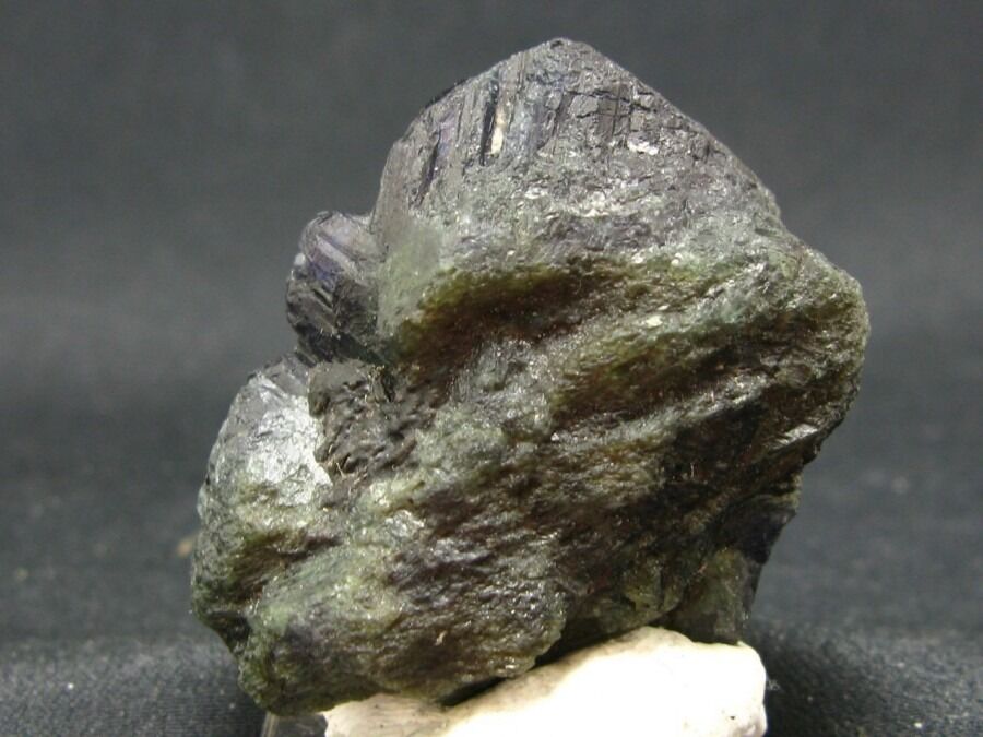 Alexandrite Chrysobéryl brut 29,5GR Ultra Rare Collection Piece de musée – Image 2