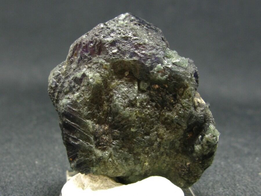 Alexandrite Chrysobéryl brut 29,5GR Ultra Rare Collection Piece de musée – Image 4