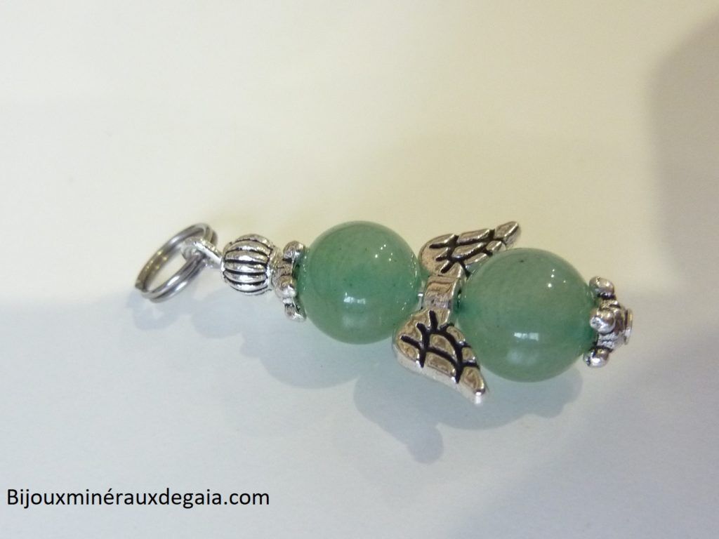 PENDENTIF AVENTURINE VERTE ANGE PERLES 8 MM