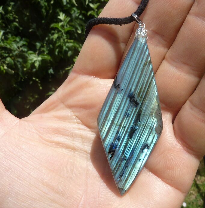 Pendentif Labradorite spécial pour thérapeute GG 37