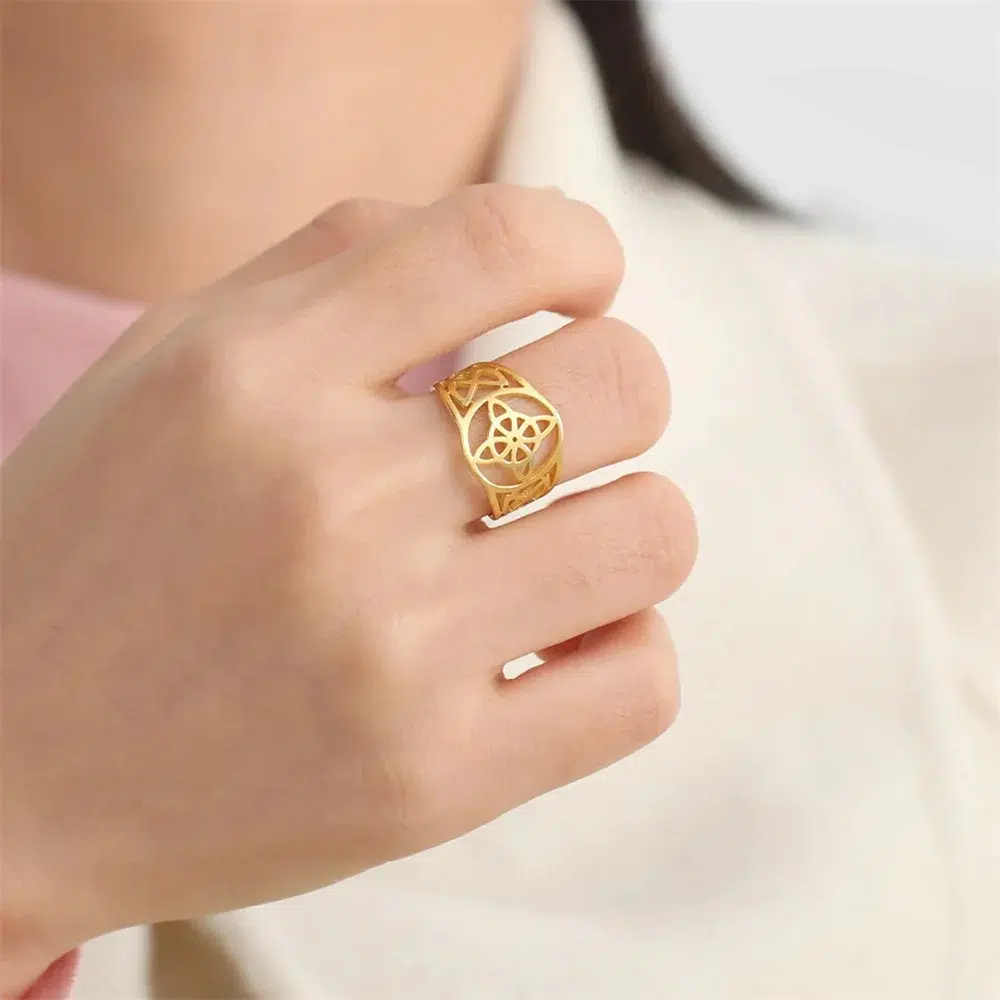 Bague Nœud de sorcière (Wiccan) ref Or T 54