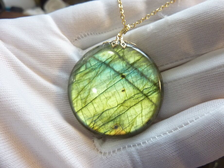 Collier pendentif Labradorite GG 7708 + chaine acier inoxydable doré 50 cm