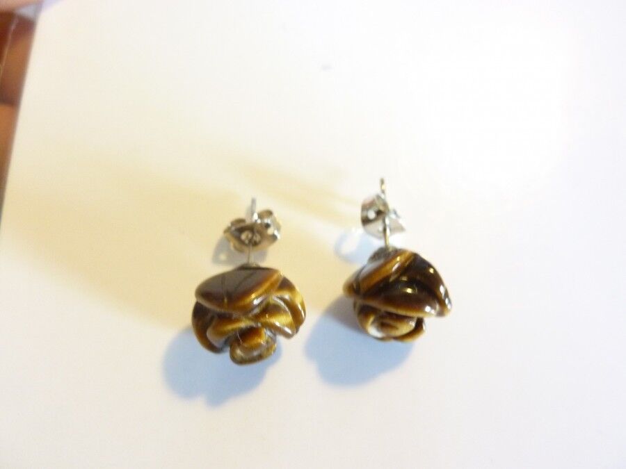 BOUCLES D'OREILLE PROTECTION OEIL DE TIGRE FLEUR – Image 3