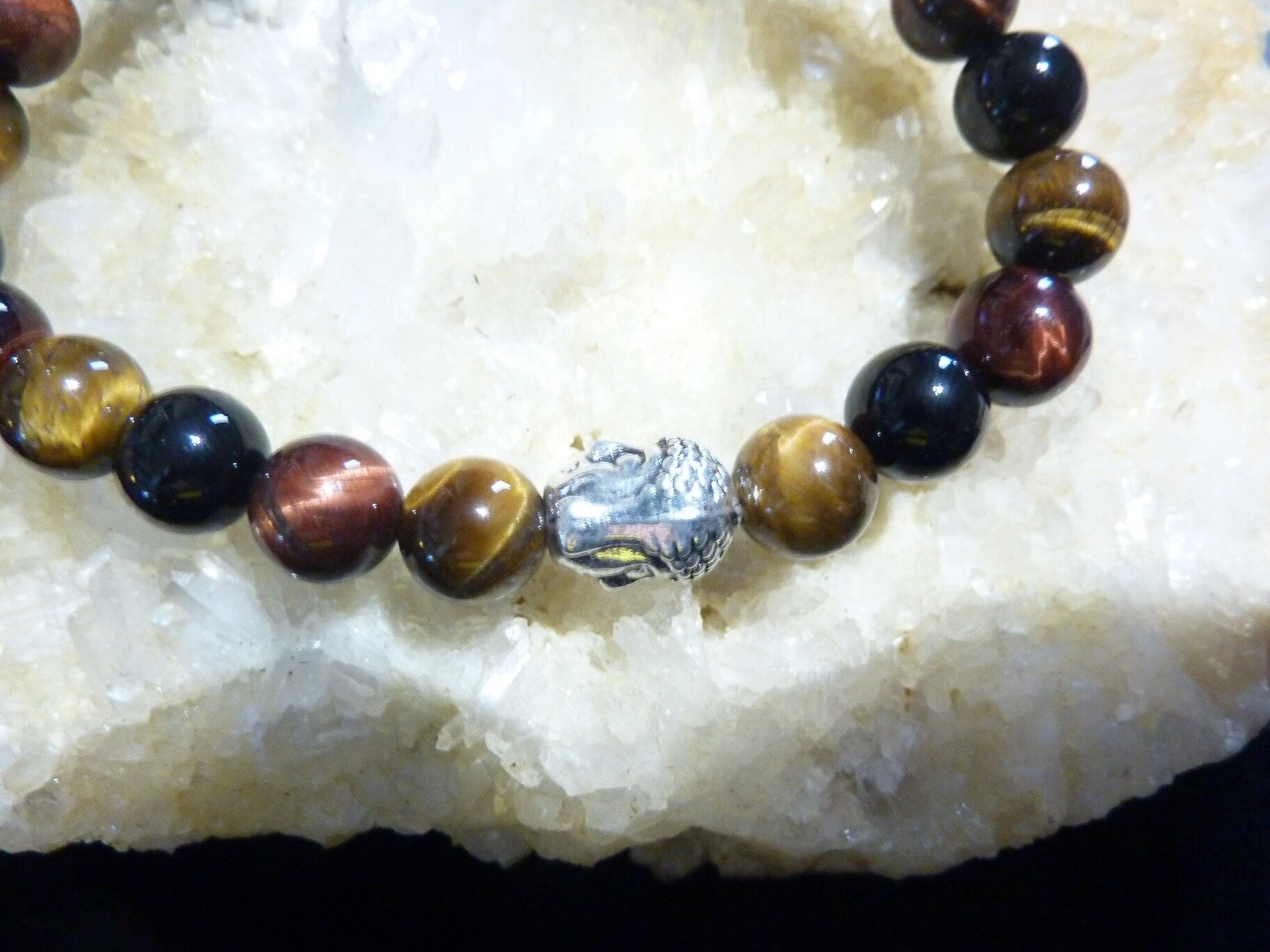 BRACELET PROTECTION BOUDDHA: OEIL DE TAUREAU-OEIL DE TIGRE-TOURMALINE NOIRE – Image 3