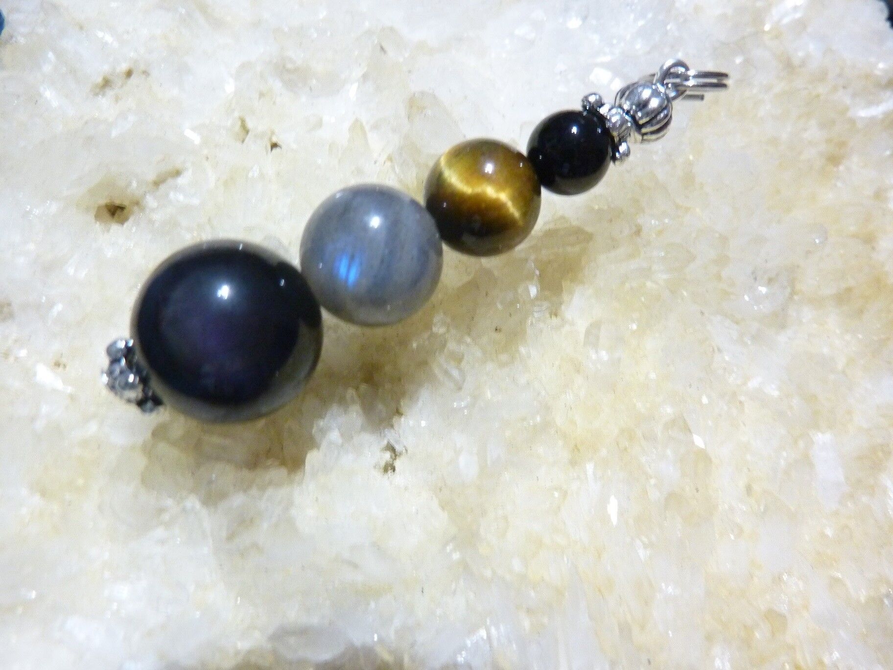 PENDENTIF PROTECTION OEIL DE TIGRE-LABRADORITE-OBSIDIENNE CELESTE-SPINELLE NOIRE – Image 7