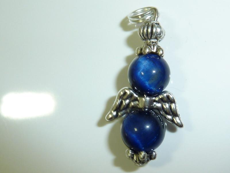 Pendentif ange oeil de faucon perles rondes 8 mm