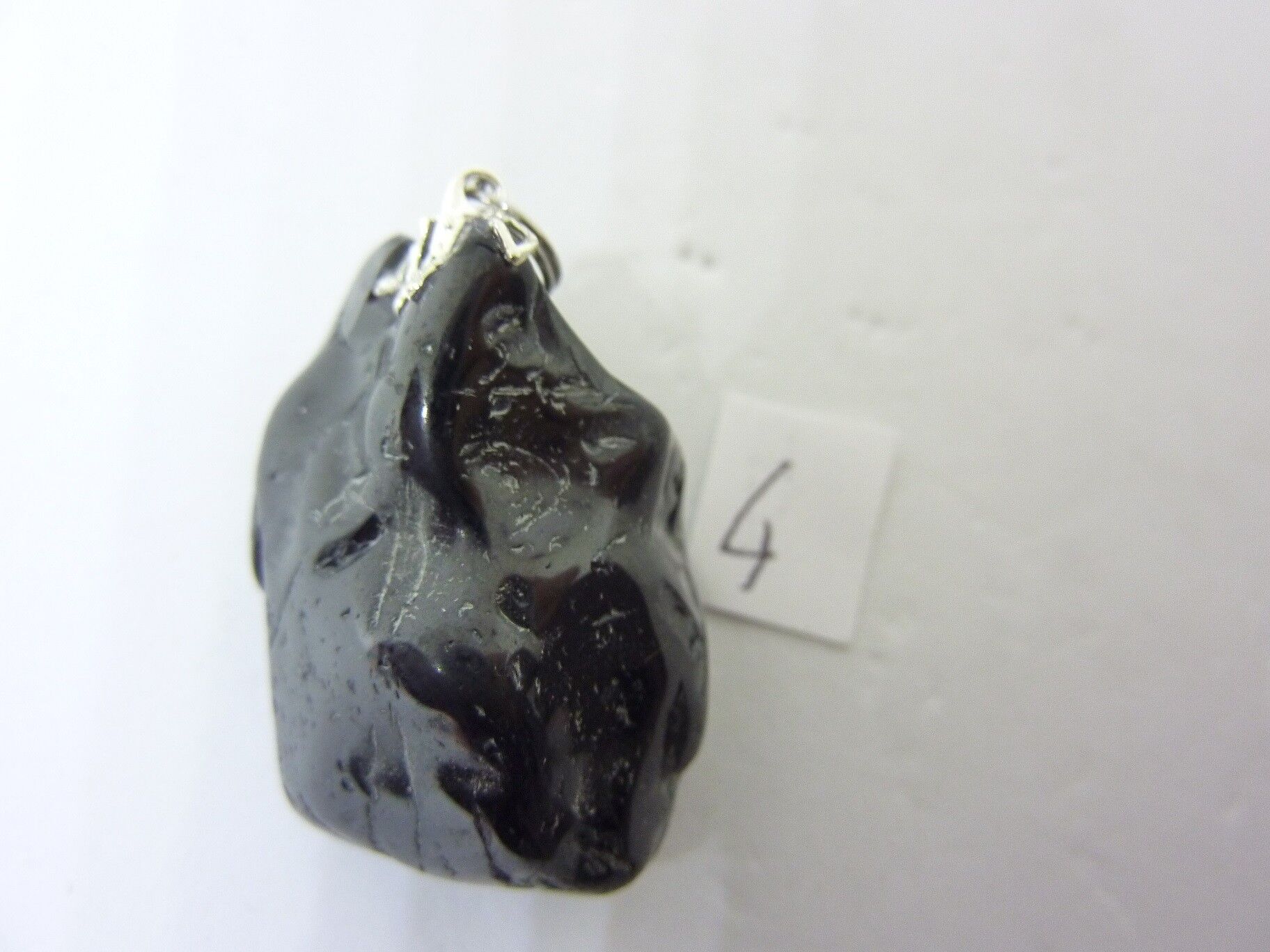 MASSIF PENDENTIF PROTECTION SPINELLE NOIRE 30 gr REF 9772