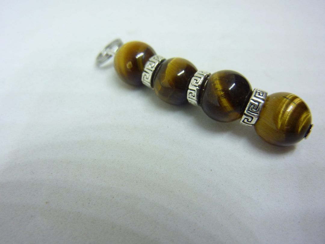 PENDENTIF OEIL DE TIGRE 8 MM