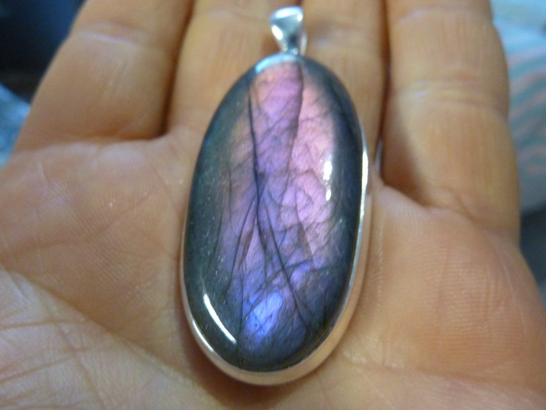 Gros pendentif Labradorite violet très rare! Monture argent 925 ref 632