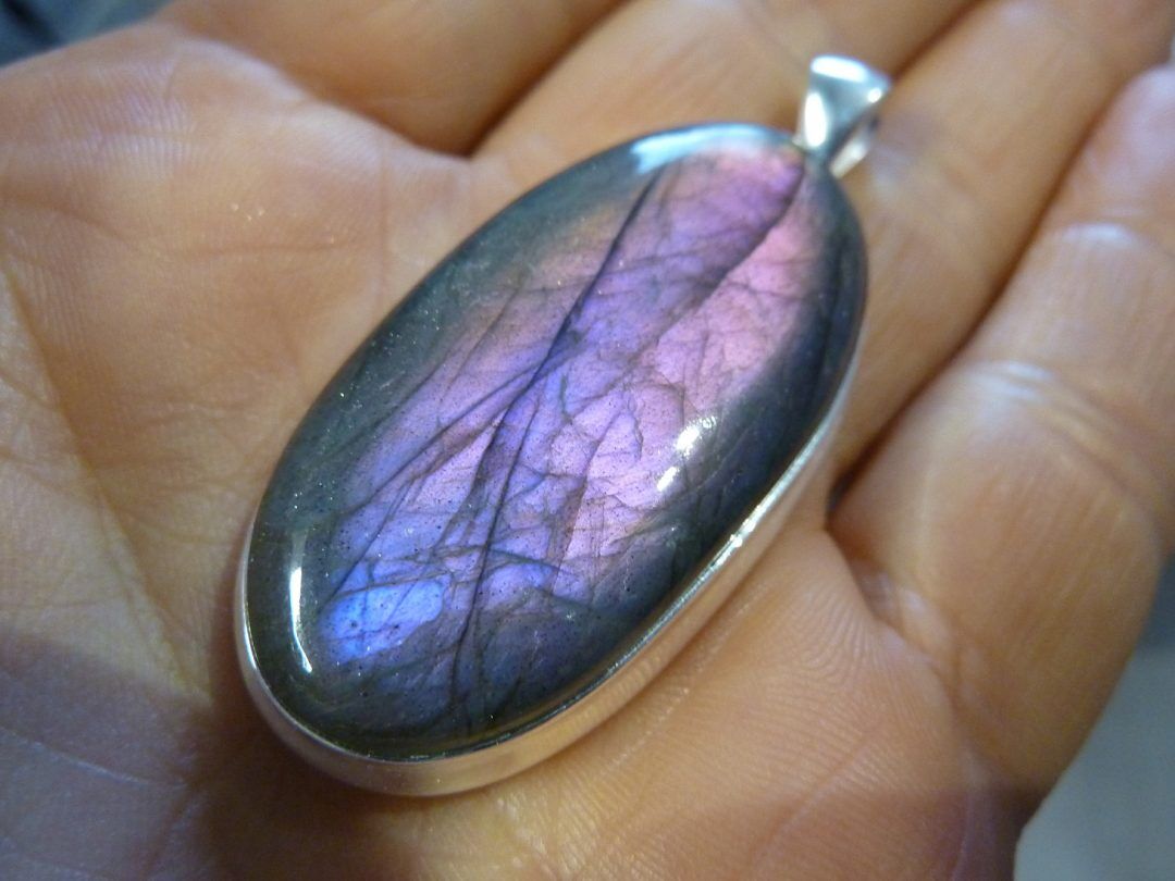 Gros pendentif Labradorite violet très rare! Monture argent 925 ref 632