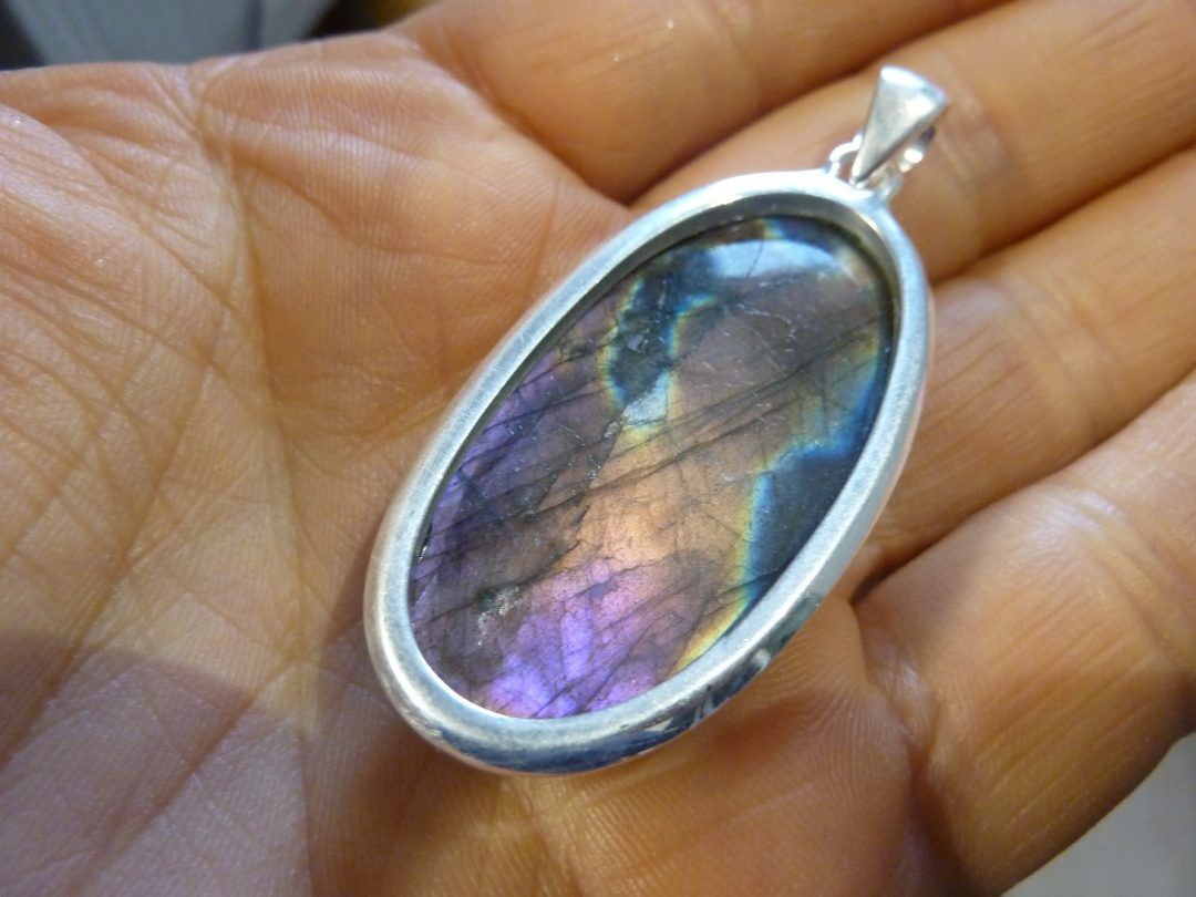 Gros pendentif Labradorite violet très rare! Monture argent 925 ref 632