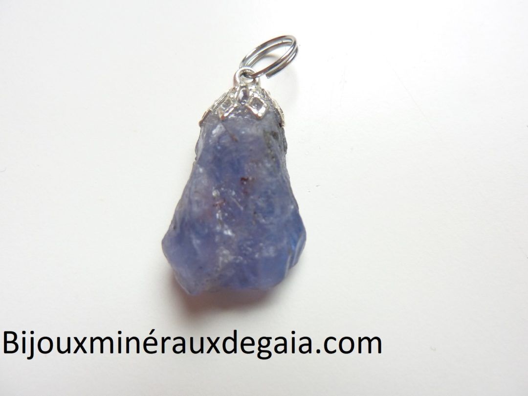 Pendentif Tanzanite brut 3,2 gr très rare ref 6190