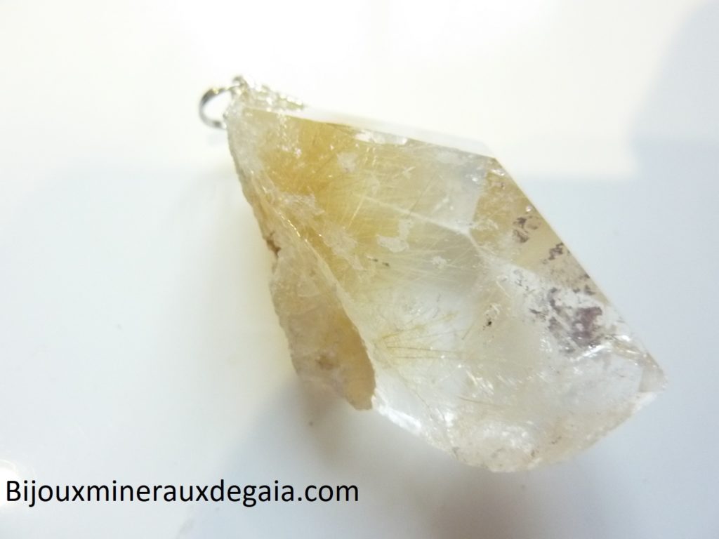 PENDENTIF QUARTZ RUTILE JOIE ET PROTECTION RARE ref 6010