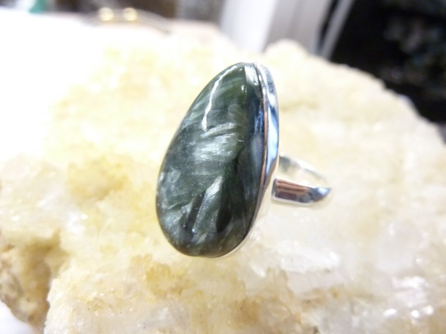 Bague séraphinite taille 55 monture argent 925 ref 3053