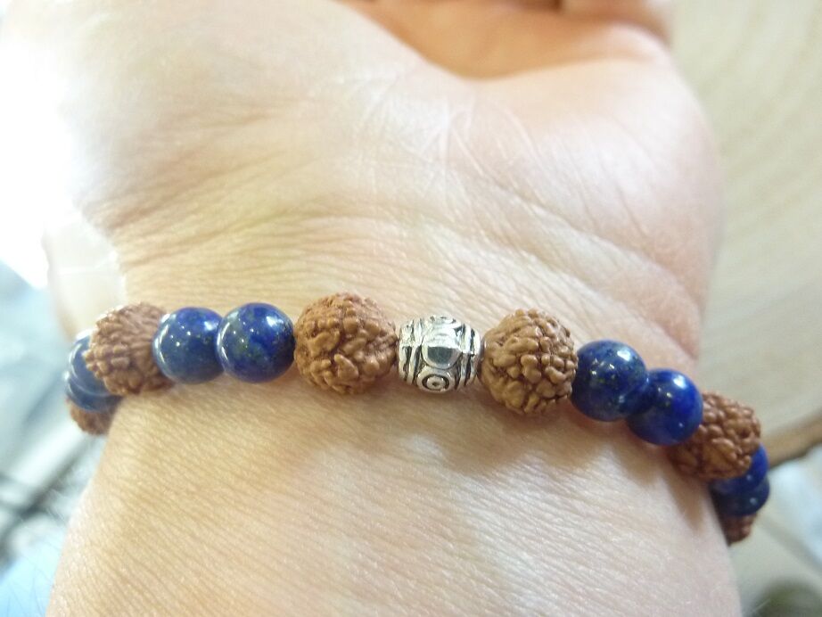 Bracelet Rudraksha-Lapis lazuli-Turquoise - Perles 8-6 mm