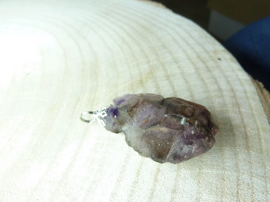 Pendentif Cacoxénite super seven très rare Ref 3673