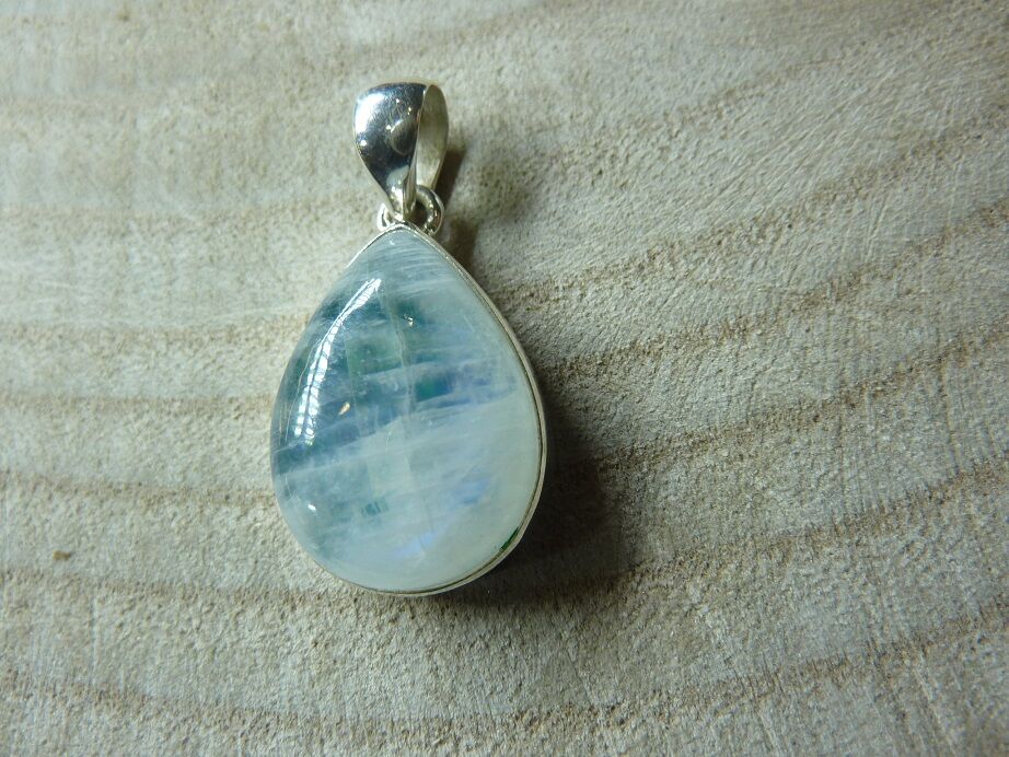 Pendentif pierre de lune monture argent 925 ref 4850