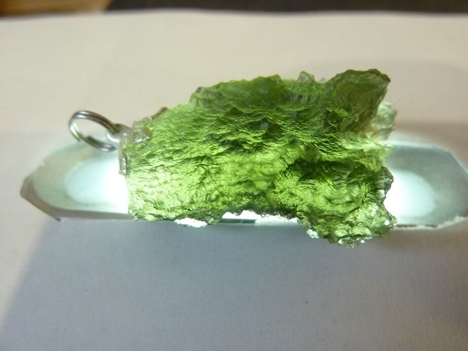 Pendentif Moldavite 11,2 gr ref 0108