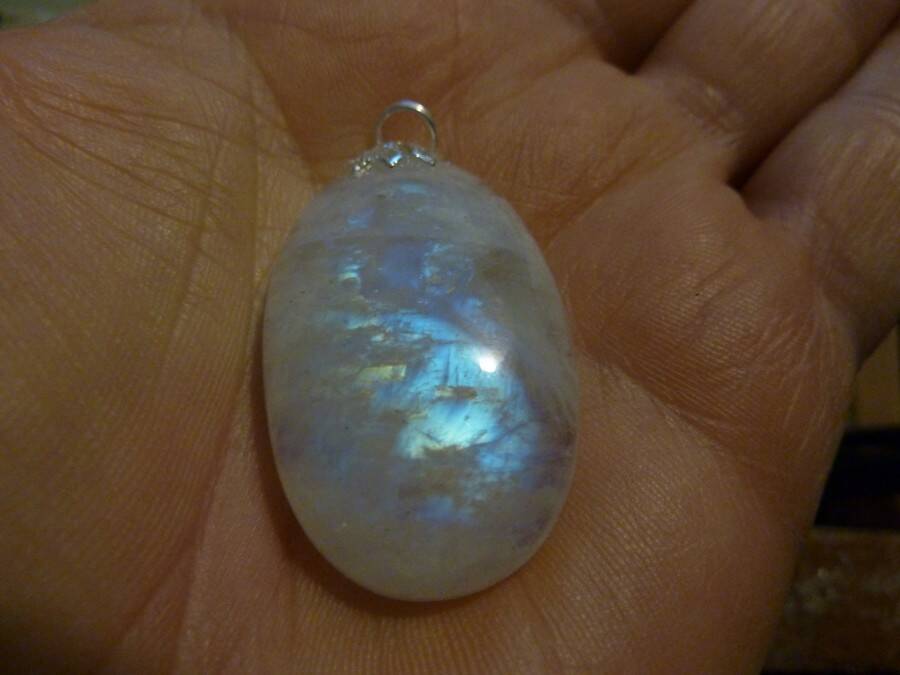 PENDENTIF PIERRE DE LUNE GEMME 62.5 cts AAA+ ref 6130 – Image 3