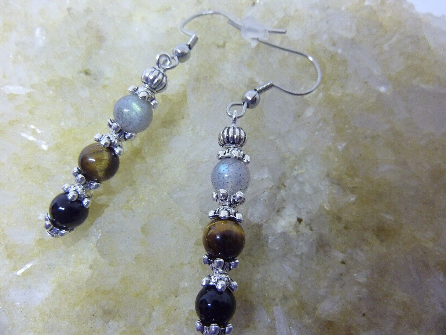 BOUCLES D'OREILLE PROTECTION EXTREME OEIL DE TIGRE-LABRADORITE-TOURMALINE NOIRE 6 mm – Image 2