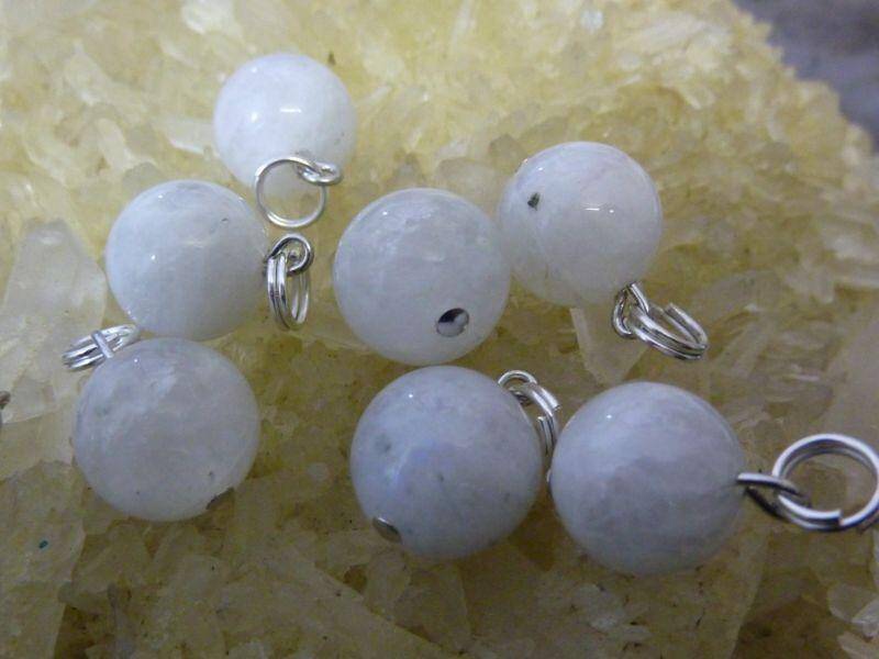 Pendentif pierre de lune perles rondes 12mm a l'unité