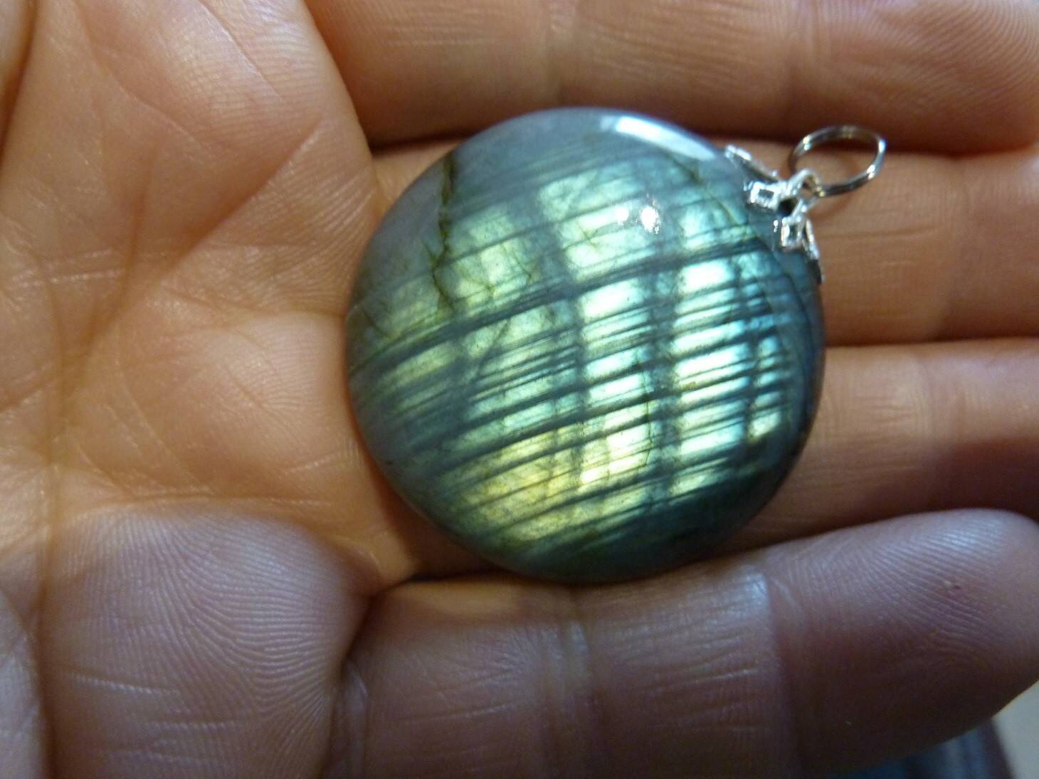 PENDENTIF PROTECTION EN LABRADORITE ref 6216 – Image 2