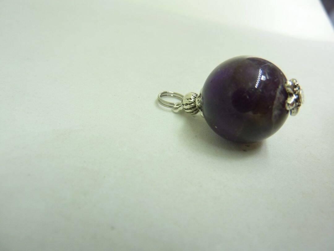 PENDENTIF SPHERE AMETHYSTE