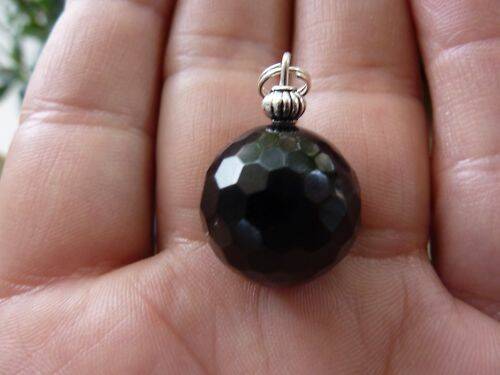 Pendentif obsidienne noire perles à facettes 1,6 cm