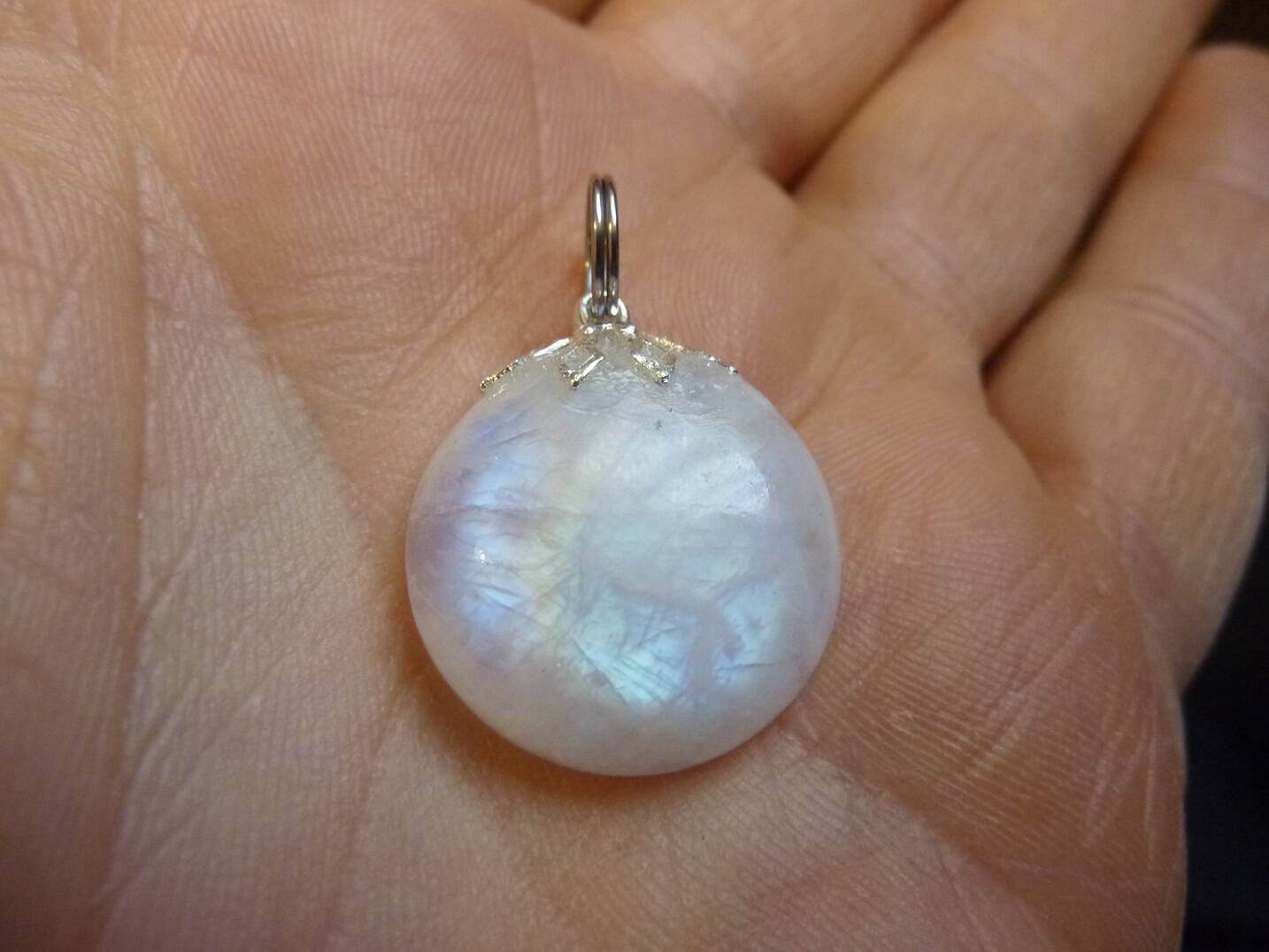 Pendentif pierre de lune gemme ref 3768