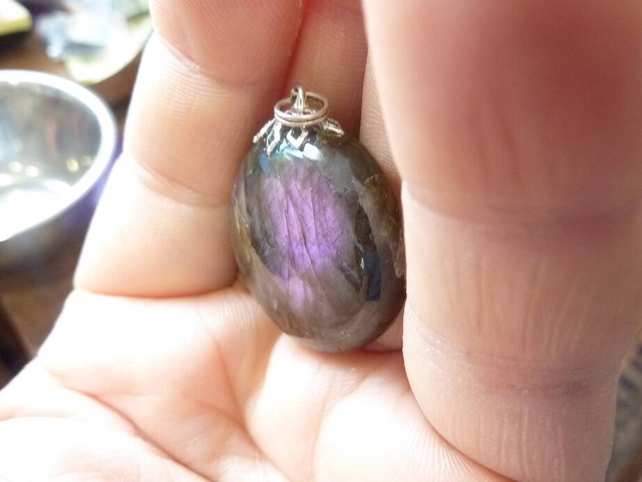 Pendentif labradorite violet très rare! ref 5214