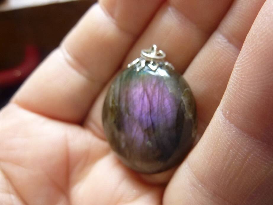 Pendentif labradorite violet très rare! ref 5214