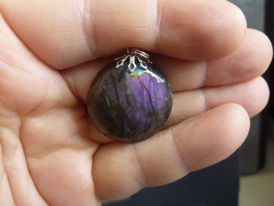 Pendentif labradorite violet très rare! ref 5214