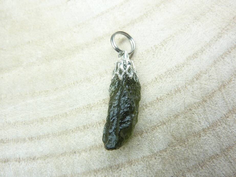 Pendentif Moldavite ref 1380