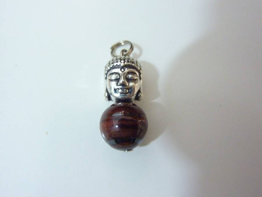 Pendentif protection Bouddha Oeil de taureau perles 10 mm longueur 2,7 cm