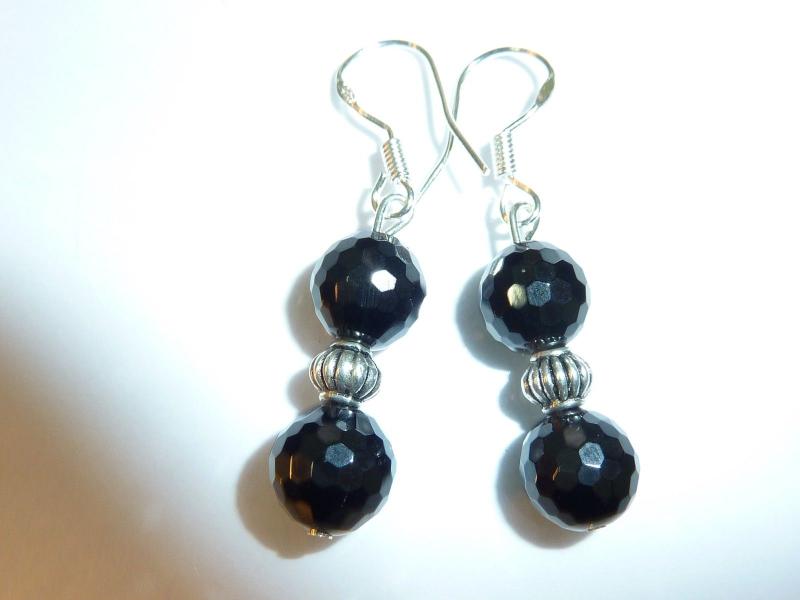Boucles d'oreilles spinelle noir - Perles à facettes 8 mm