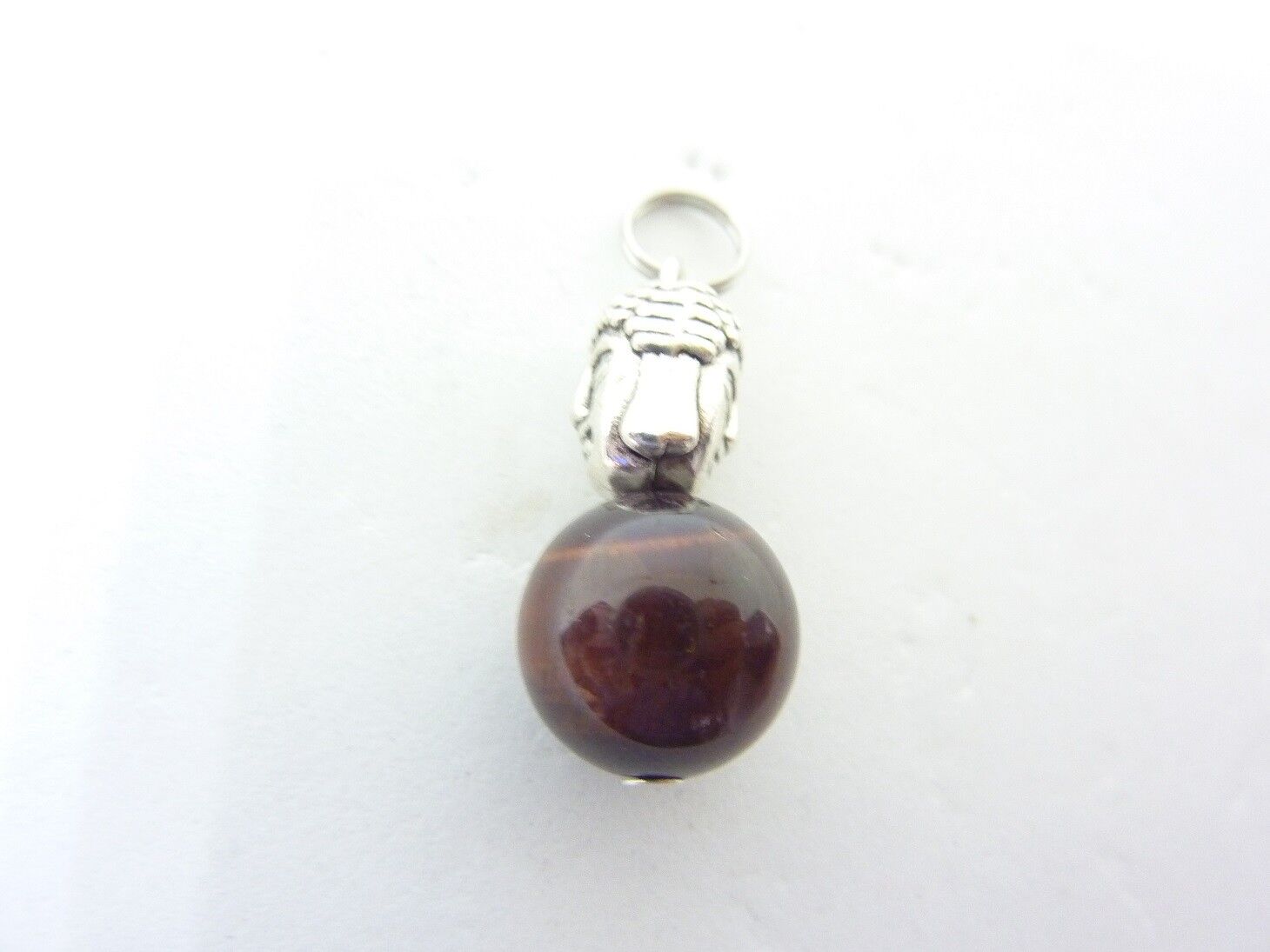Pendentif protection Bouddha Oeil de taureau perle 12 mm – Image 3