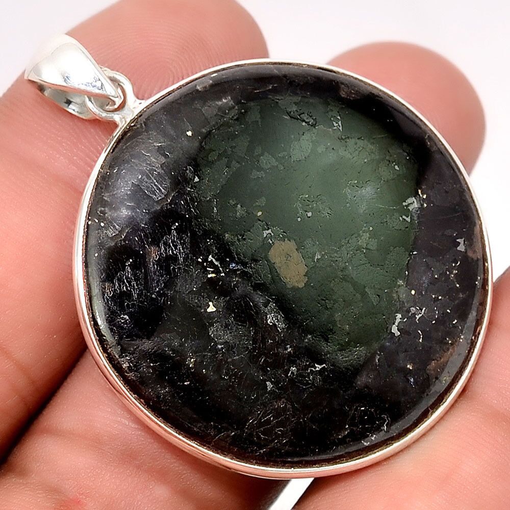 Pendentif Nuummite Véritable monture argent 925 Rare ref 4220