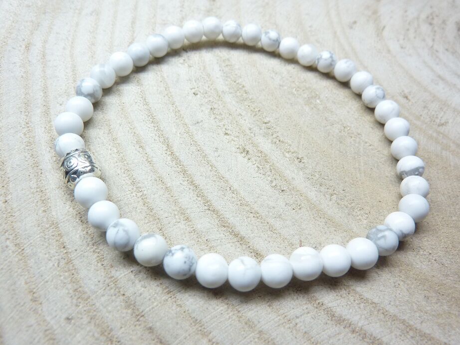 Bracelet Howlite - Perles rondes 4 mm