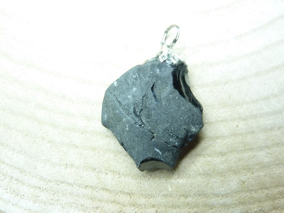 Pendentif Spinelle noir 11,7 gr ultra rare ref 1313