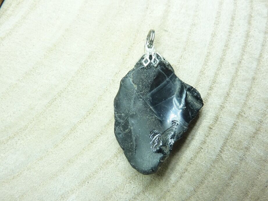 Pendentif Spinelle noir 9,7 gr ultra rare ref 1014