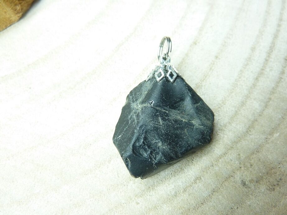 Pendentif Spinelle noir 11,9 gr ultra rare ref 2343