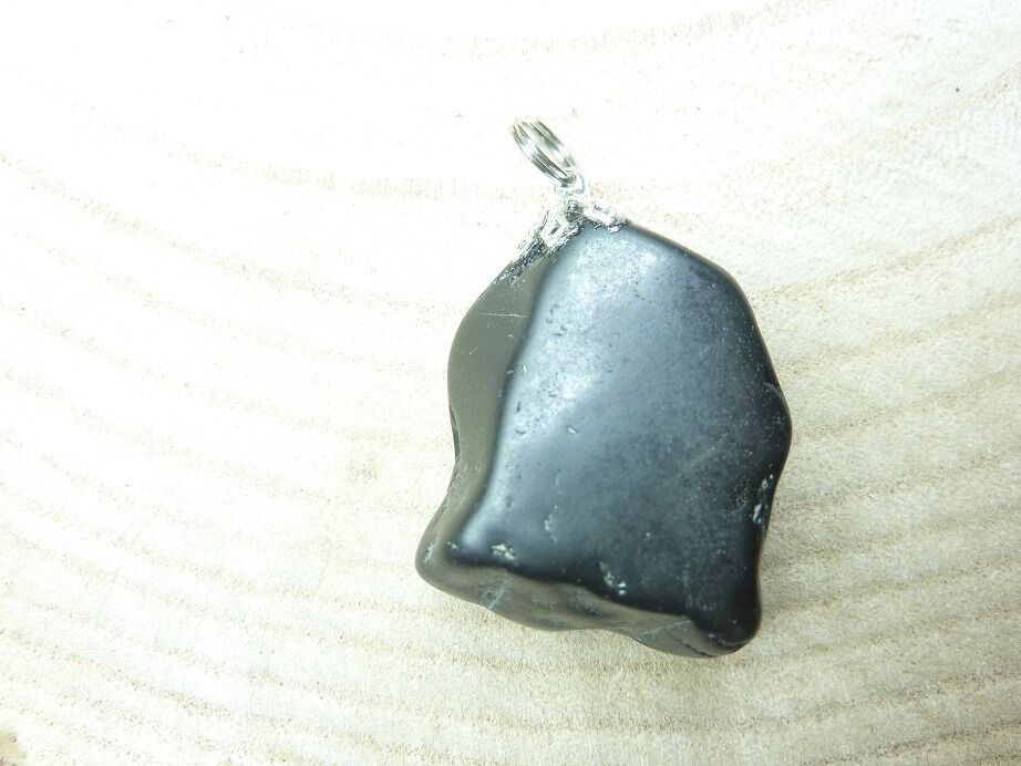 Pendentif Spinelle noir 24,5 gr ultra rare ref 3303