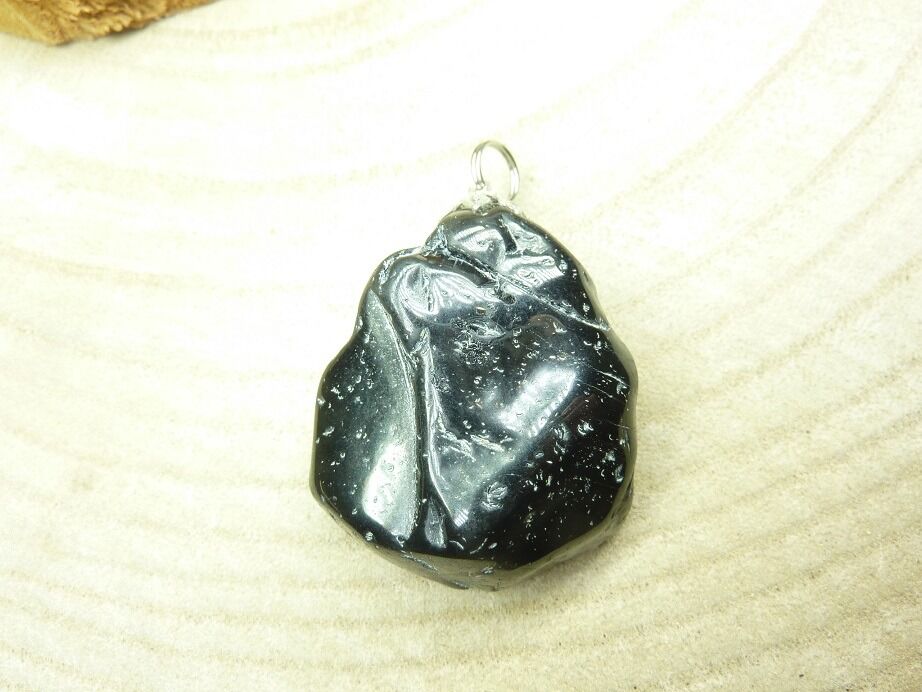 Pendentif Spinelle noir 32,7 gr ultra rare ref 1213
