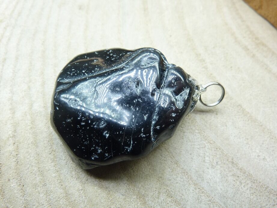 Pendentif Spinelle noir 32,7 gr ultra rare ref 1213