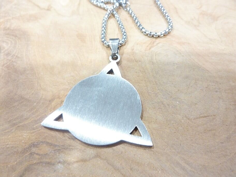 Pendentif noeud de sorcière (Wiccan) argent 02