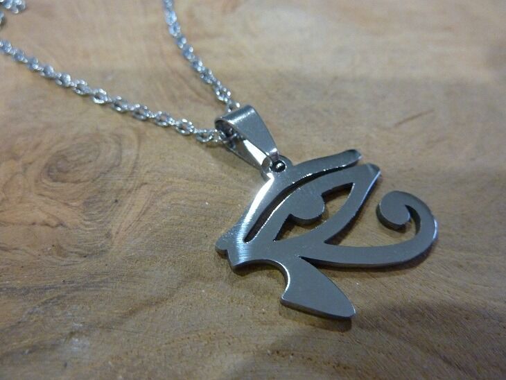 Collier Pendentif oeil Oudjat Horus Egypte ref Argent