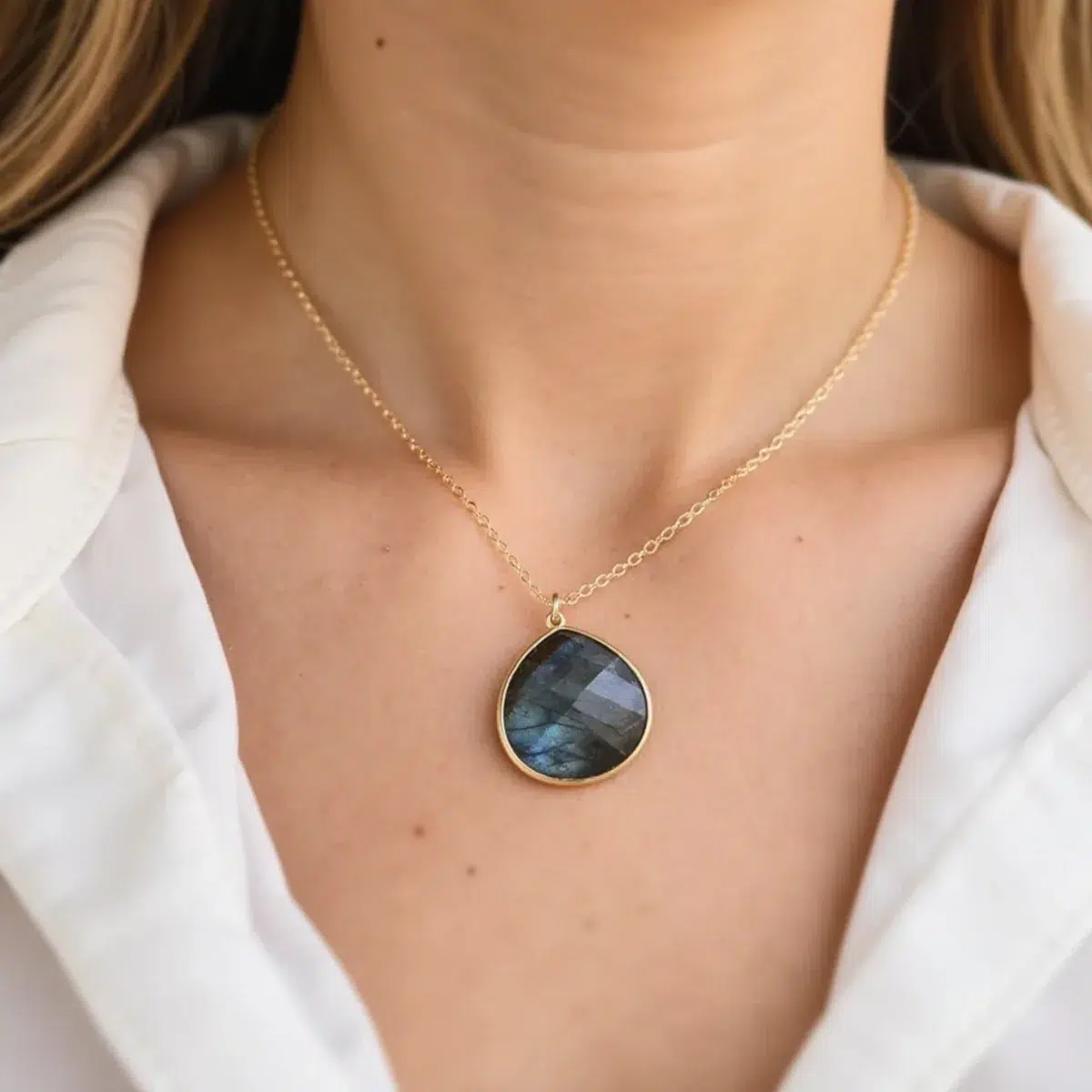 Collier pendentif Labradorite + chaine acier inoxydable 49 cm ref or