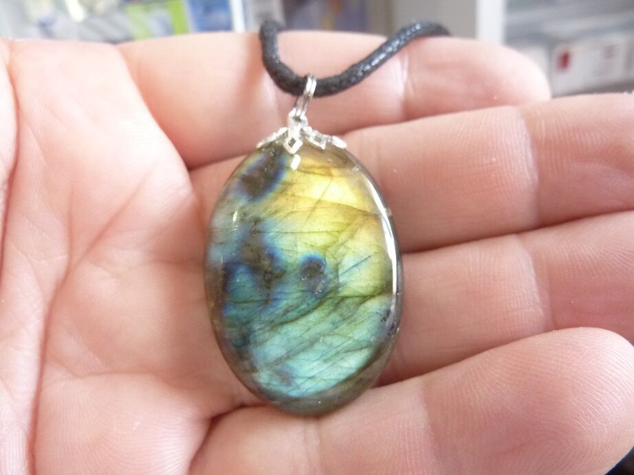 Collier pendentif Labradorite GG 1708