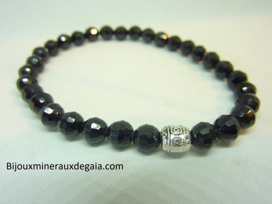 Bracelet spinelle noir perles à facettes 6 mm Bracelet spinelle noir perles à facettes 6 mm